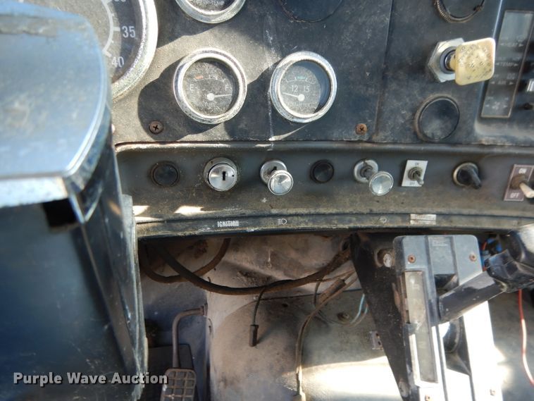 image for item DG5952 1984 GMC Brigadier tank truck