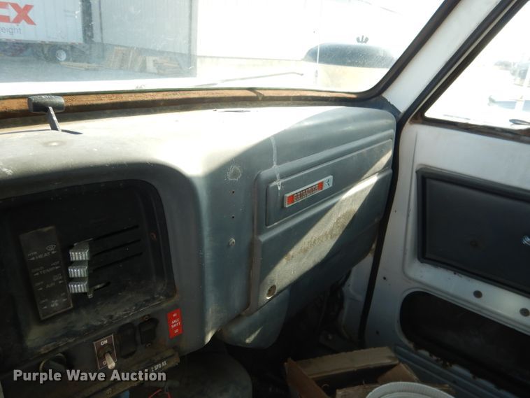 image for item DG5952 1984 GMC Brigadier tank truck