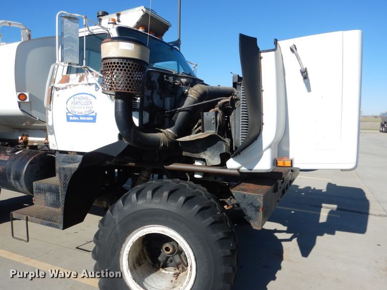 image for item DG5952 1984 GMC Brigadier tank truck