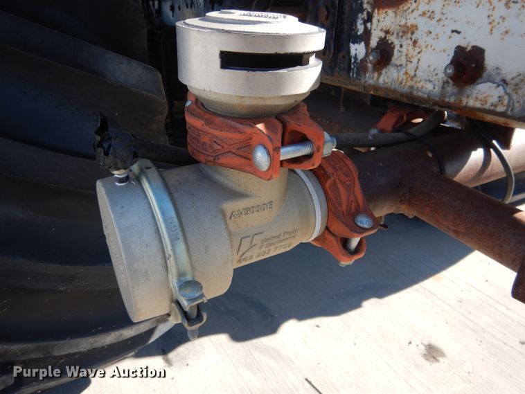 image for item DG5952 1984 GMC Brigadier tank truck