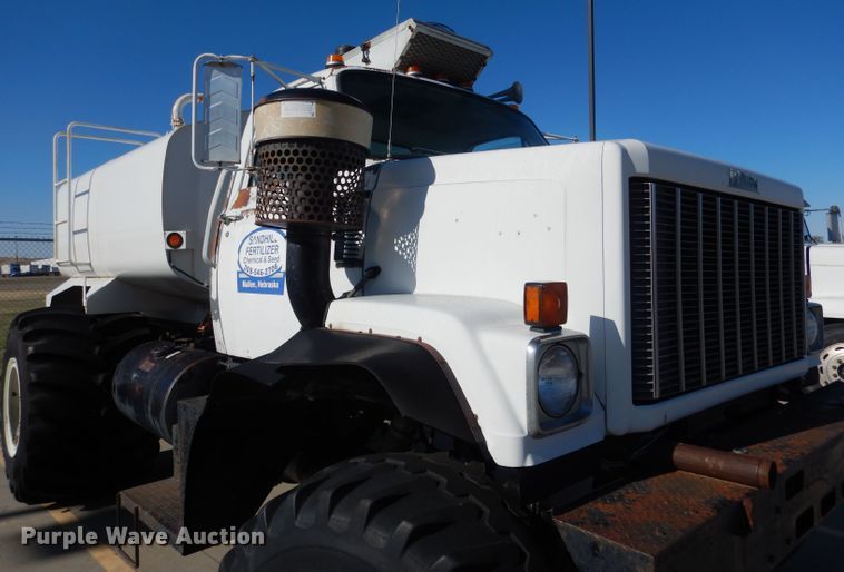 image for item DG5952 1984 GMC Brigadier tank truck