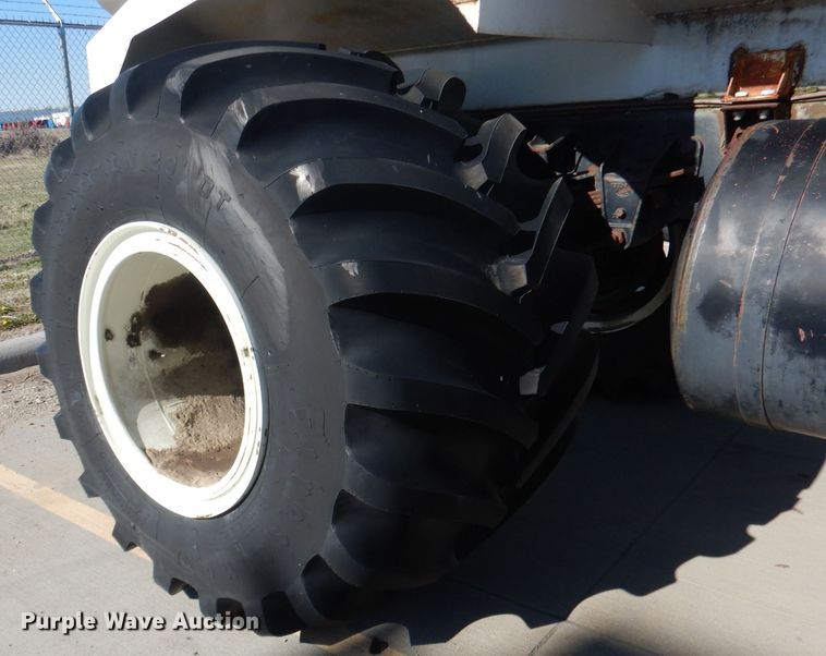 image for item DG5952 1984 GMC Brigadier tank truck