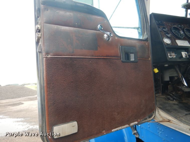 image for item DG5965 1997 Kenworth W900 dump truck