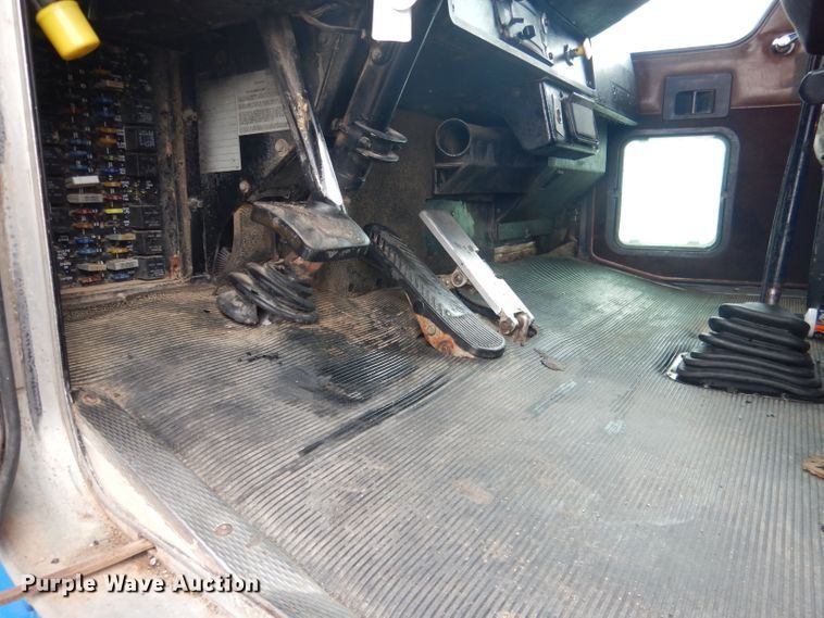 image for item DG5965 1997 Kenworth W900 dump truck