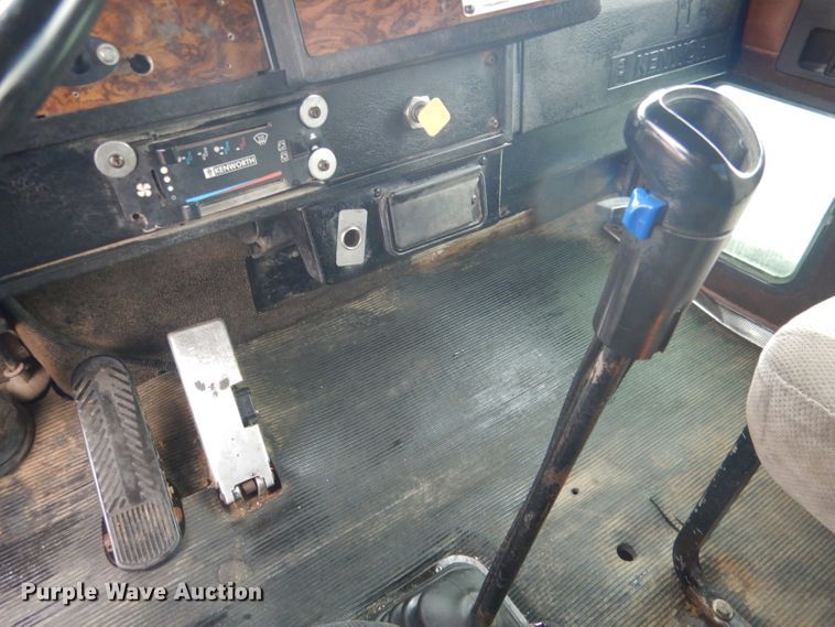 image for item DG5965 1997 Kenworth W900 dump truck