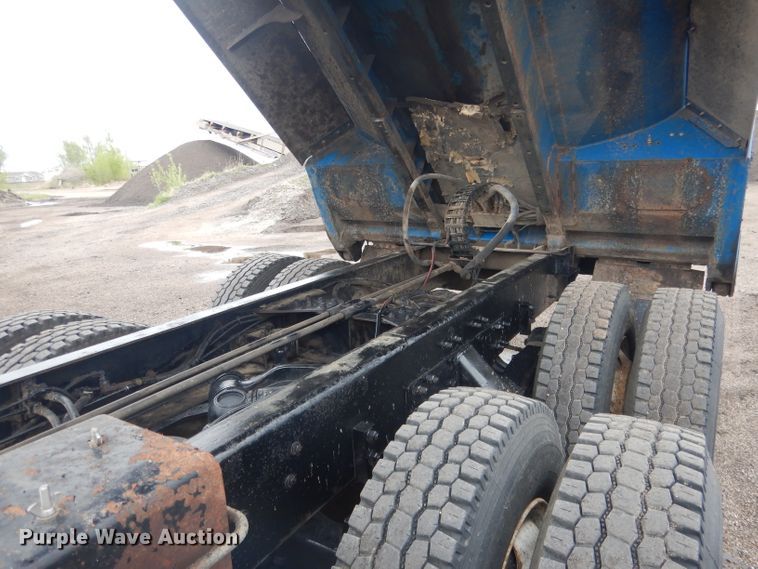 image for item DG5965 1997 Kenworth W900 dump truck