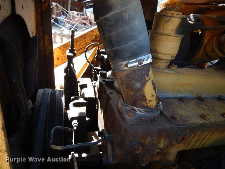 image for item DG6464 Caterpillar 955  track loader