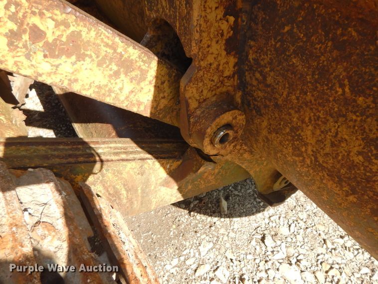 image for item DG6464 Caterpillar 955  track loader