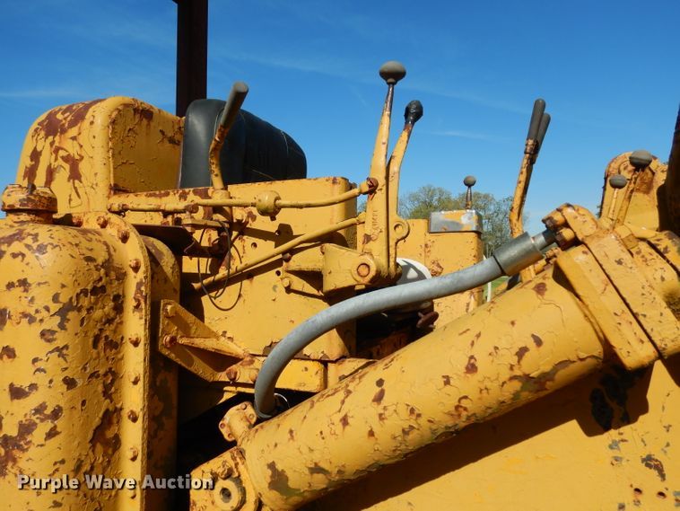 image for item DG6464 Caterpillar 955  track loader