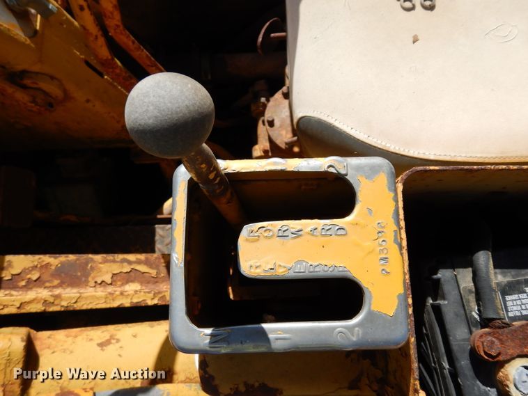 image for item DG6464 Caterpillar 955  track loader