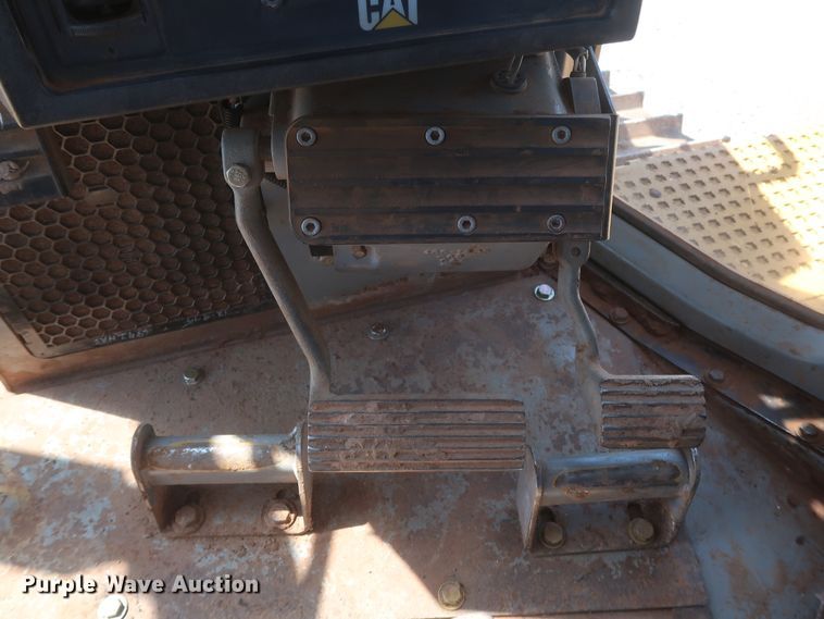 image for item DG7120 2007 Caterpillar D6R XL Series III  crawler dozer
