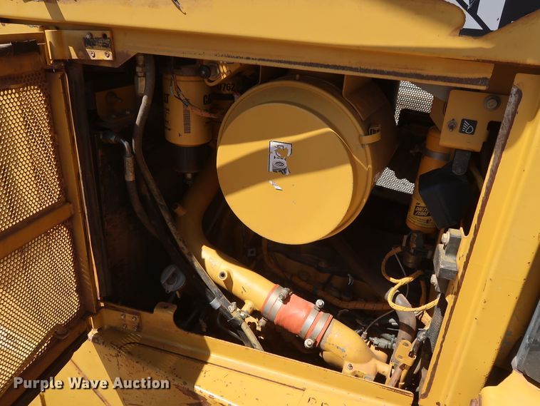 image for item DG7120 2007 Caterpillar D6R XL Series III  crawler dozer