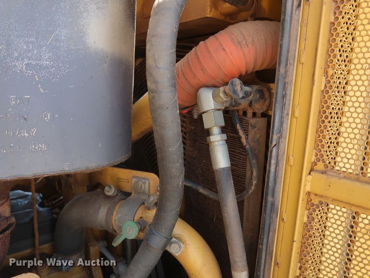 image for item DG7120 2007 Caterpillar D6R XL Series III  crawler dozer