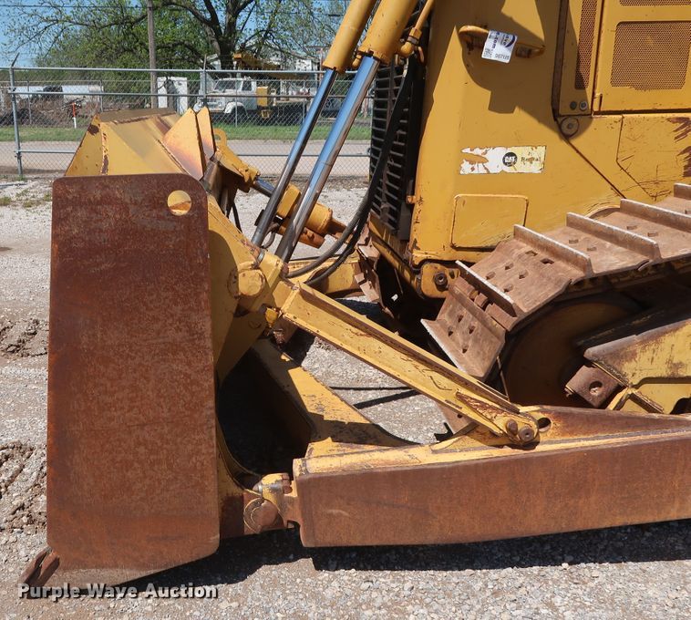 image for item DG7120 2007 Caterpillar D6R XL Series III  crawler dozer
