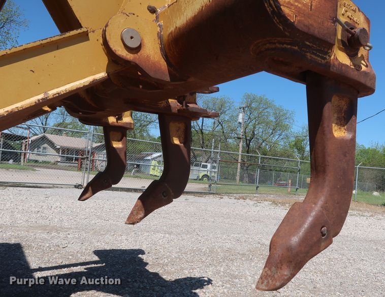 image for item DG7120 2007 Caterpillar D6R XL Series III  crawler dozer