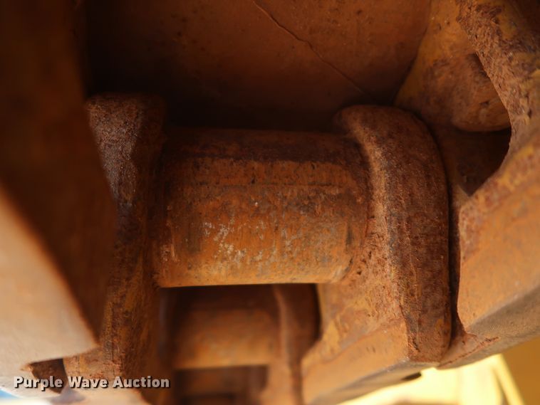 image for item DG7120 2007 Caterpillar D6R XL Series III  crawler dozer