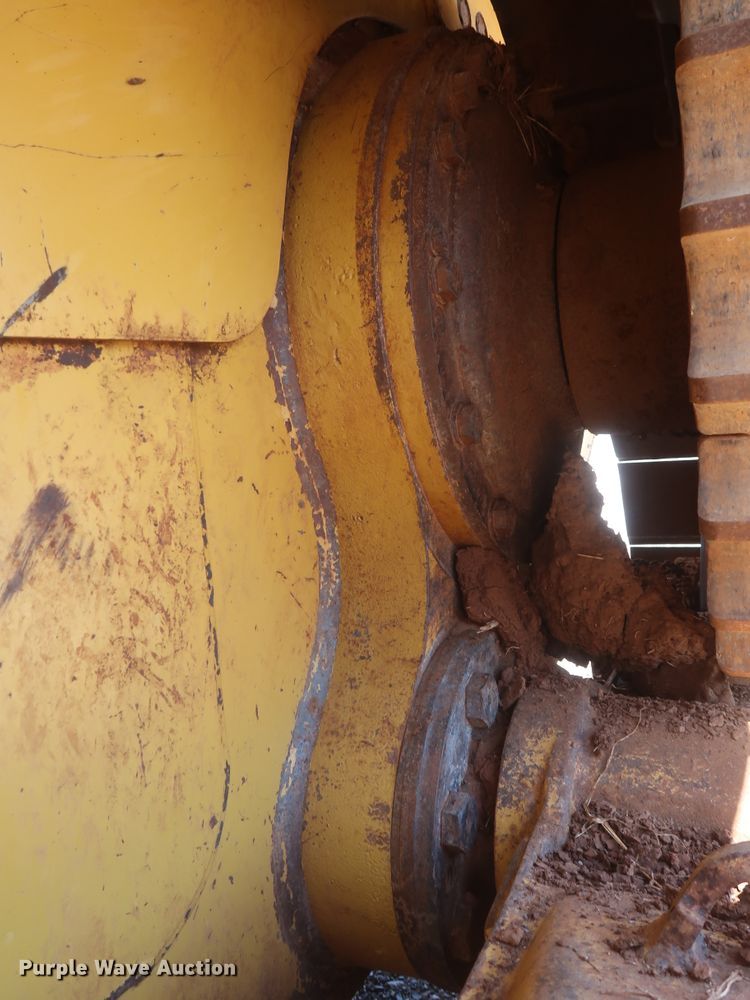 image for item DG7120 2007 Caterpillar D6R XL Series III  crawler dozer