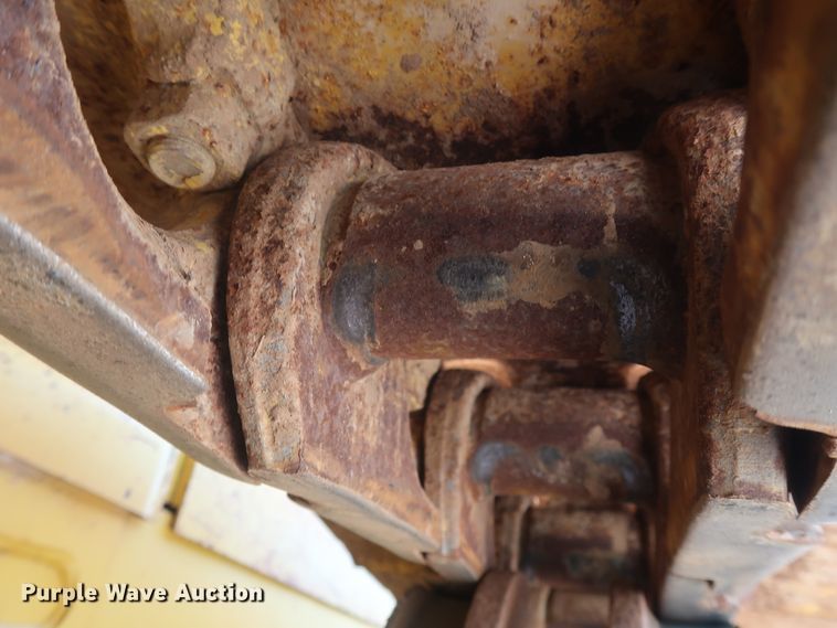 image for item DG7122 2009 Komatsu D65EX-15EO  crawler dozer