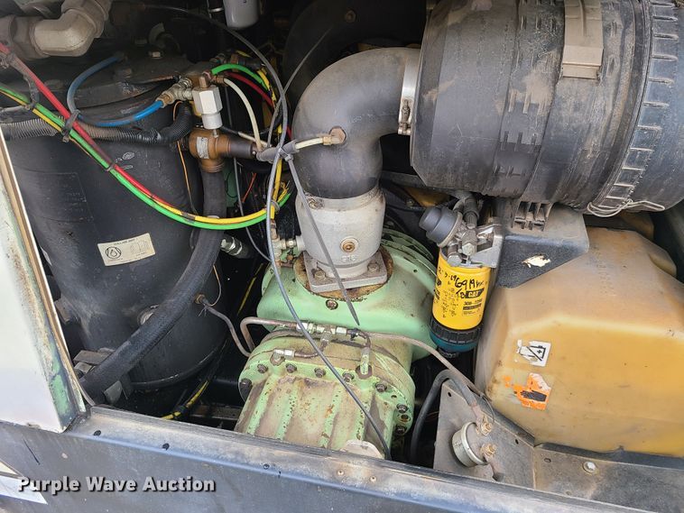 image for item DG7744 Sullair 375HAFDPQ-CA3 air compressor