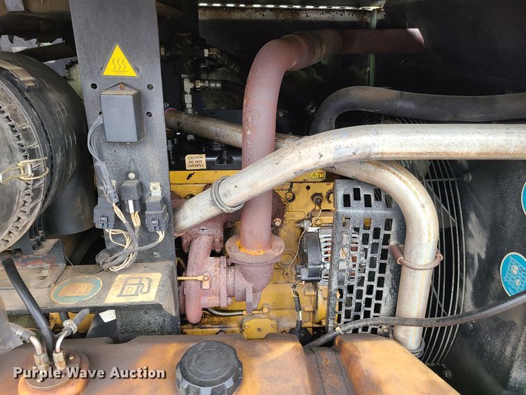 image for item DG7744 Sullair 375HAFDPQ-CA3 air compressor