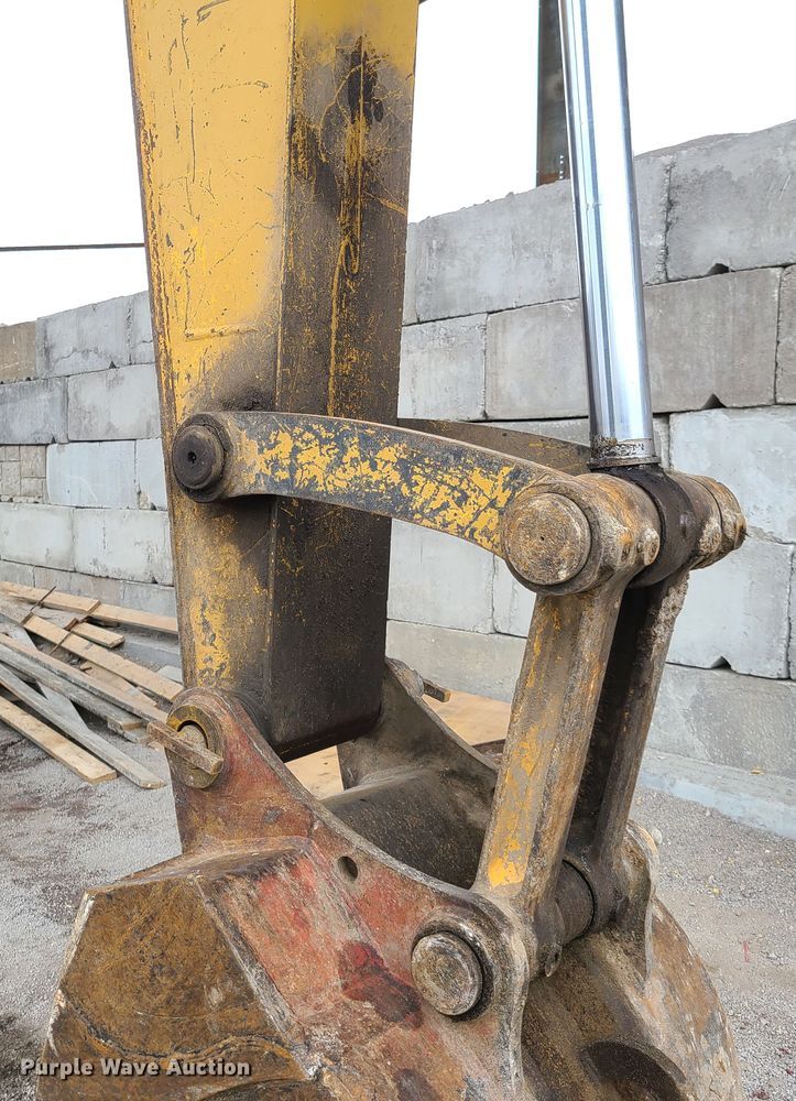 image for item DG7745 Kato 770SE II excavator