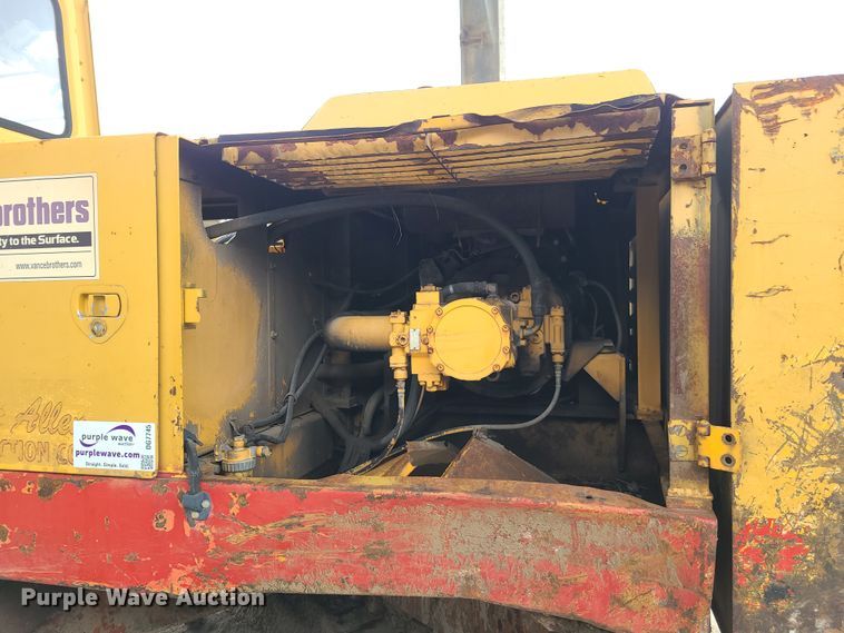 image for item DG7745 Kato 770SE II excavator