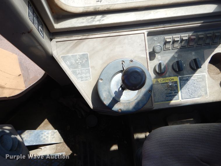 image for item DG8520 1993 John Deere 624G  wheel loader