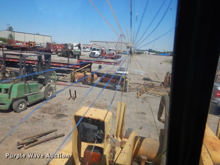 image for item DG8520 1993 John Deere 624G  wheel loader