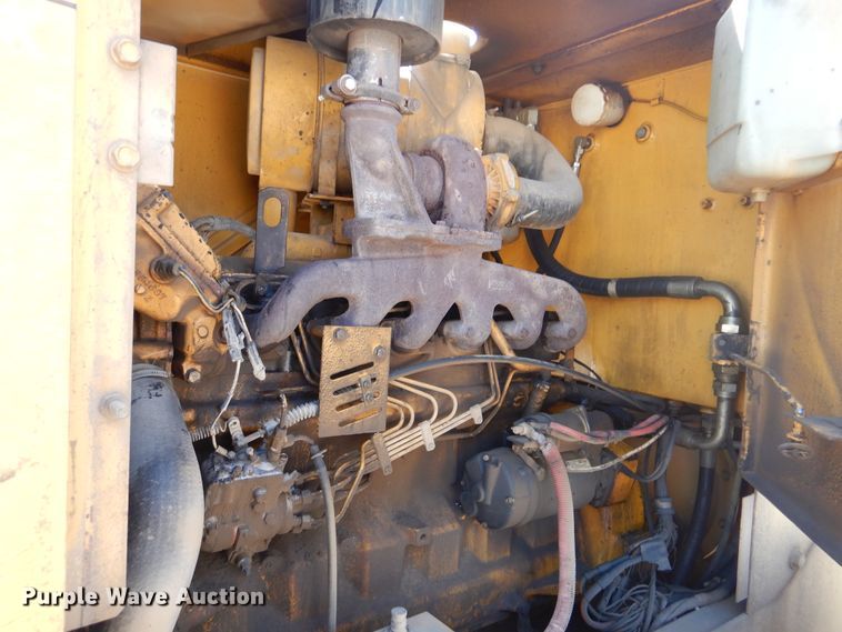 image for item DG8520 1993 John Deere 624G  wheel loader