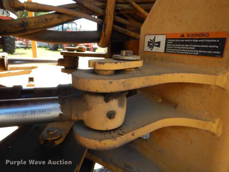 image for item DG8520 1993 John Deere 624G  wheel loader