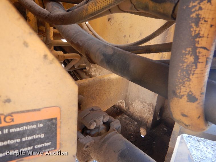 image for item DG8520 1993 John Deere 624G  wheel loader