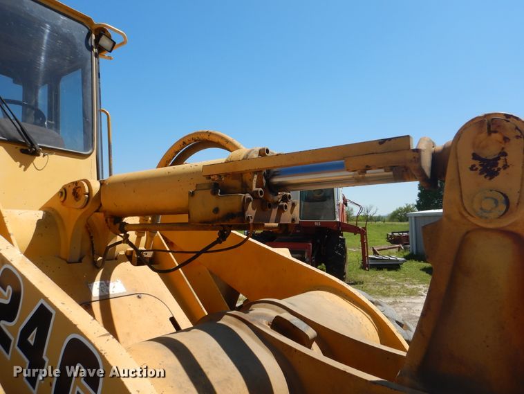 image for item DG8520 1993 John Deere 624G  wheel loader