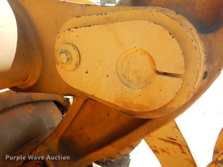 image for item DG8520 1993 John Deere 624G  wheel loader