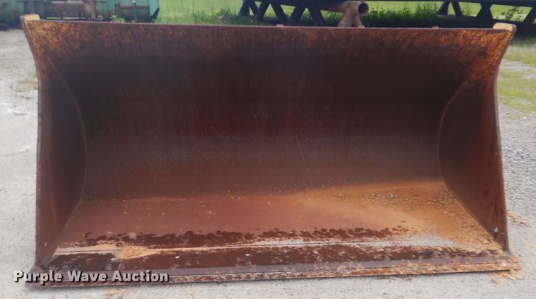 image for item DG8520 1993 John Deere 624G  wheel loader