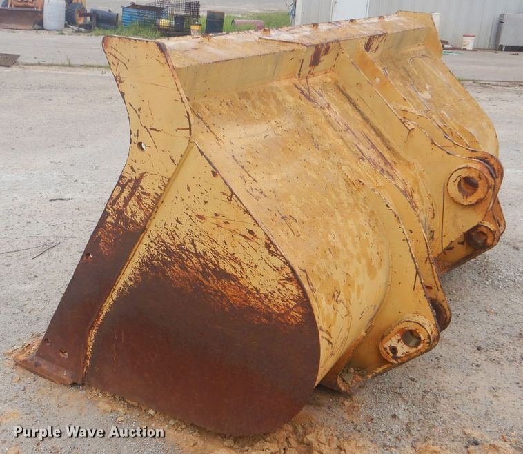 image for item DG8520 1993 John Deere 624G  wheel loader