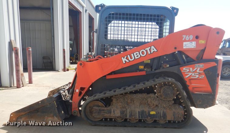 image for item DG8526 Kubota SVL75-2  tracked skid steer loader