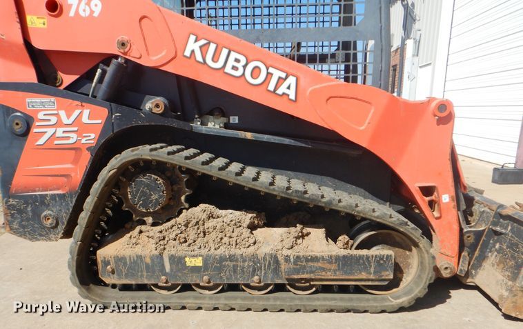 image for item DG8526 Kubota SVL75-2  tracked skid steer loader