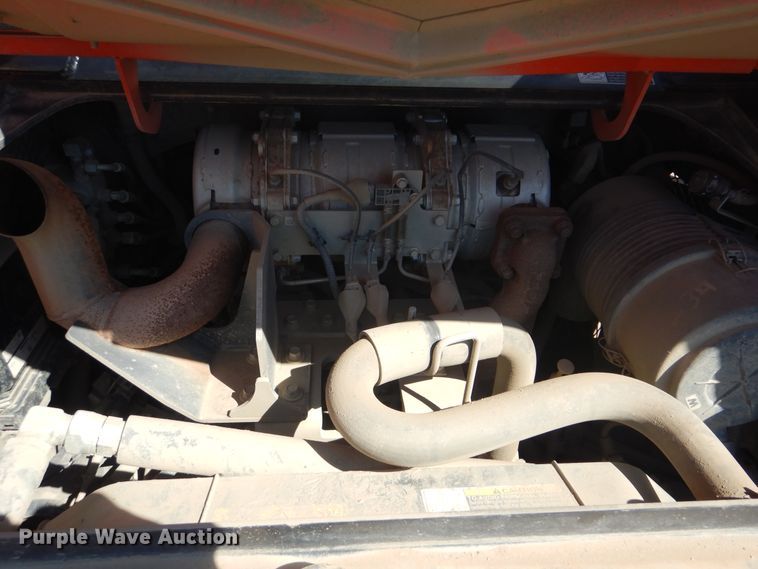 image for item DG8526 Kubota SVL75-2  tracked skid steer loader