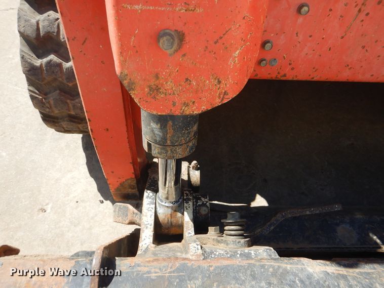 image for item DG8526 Kubota SVL75-2  tracked skid steer loader