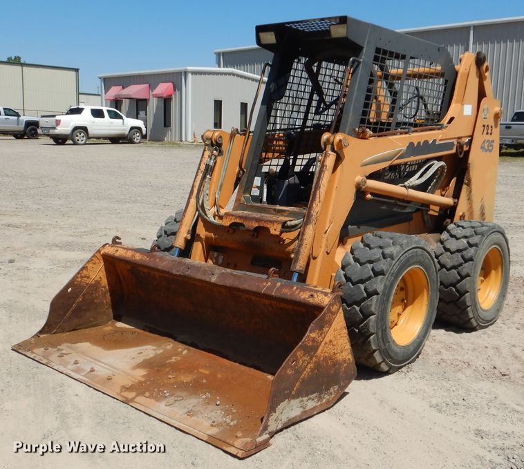 image for item DG8533 Case 435  skid steer loader