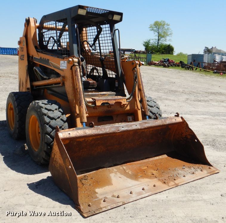 image for item DG8533 Case 435  skid steer loader