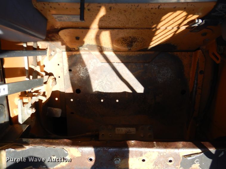 image for item DG8533 Case 435  skid steer loader