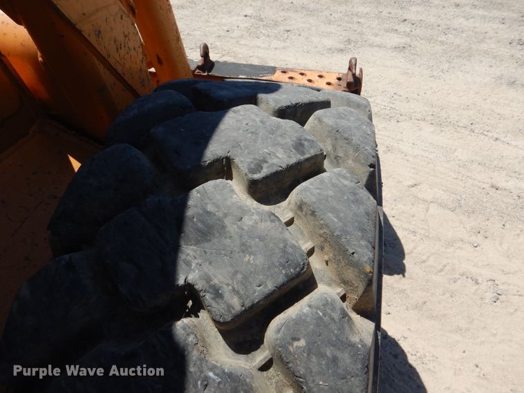 image for item DG8533 Case 435  skid steer loader