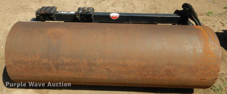 image for item DG8535 Caterpillar CV18B single drum vibratory skid steer roller