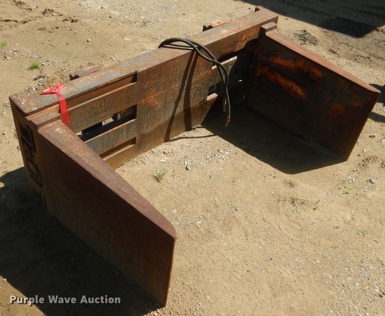 image for item DG8536 Forklift clamp