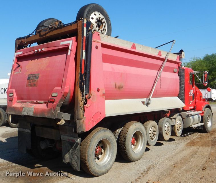 image for item DG8538 2008 Kenworth T800 dump truck