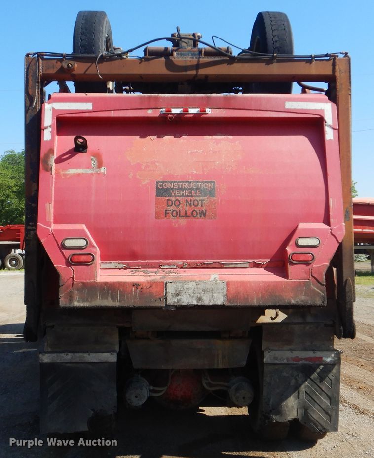 image for item DG8538 2008 Kenworth T800 dump truck