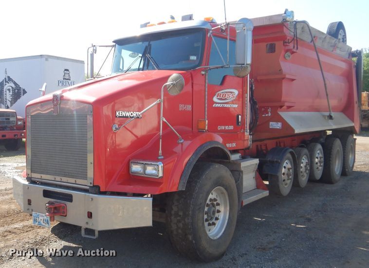 image for item DG8538 2008 Kenworth T800 dump truck