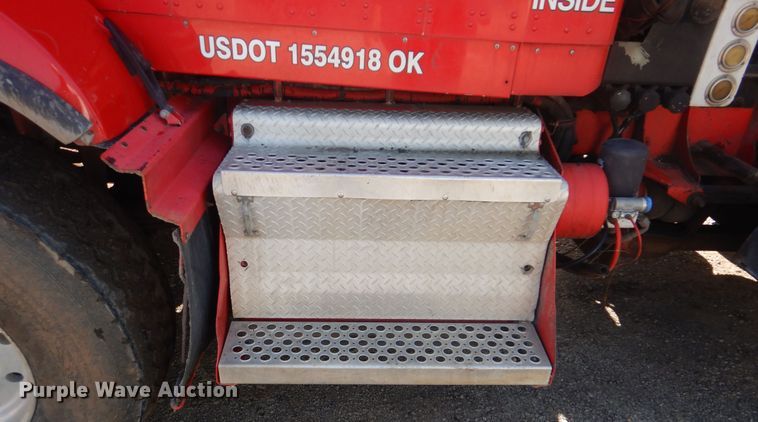 image for item DG8538 2008 Kenworth T800 dump truck