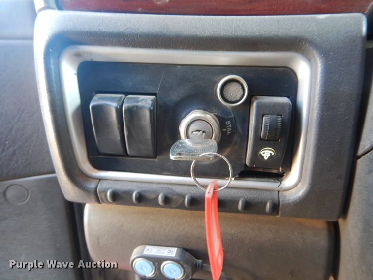 image for item DG8538 2008 Kenworth T800 dump truck